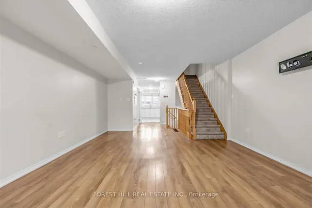 2516 Rosedrop Path, Oshawa 3