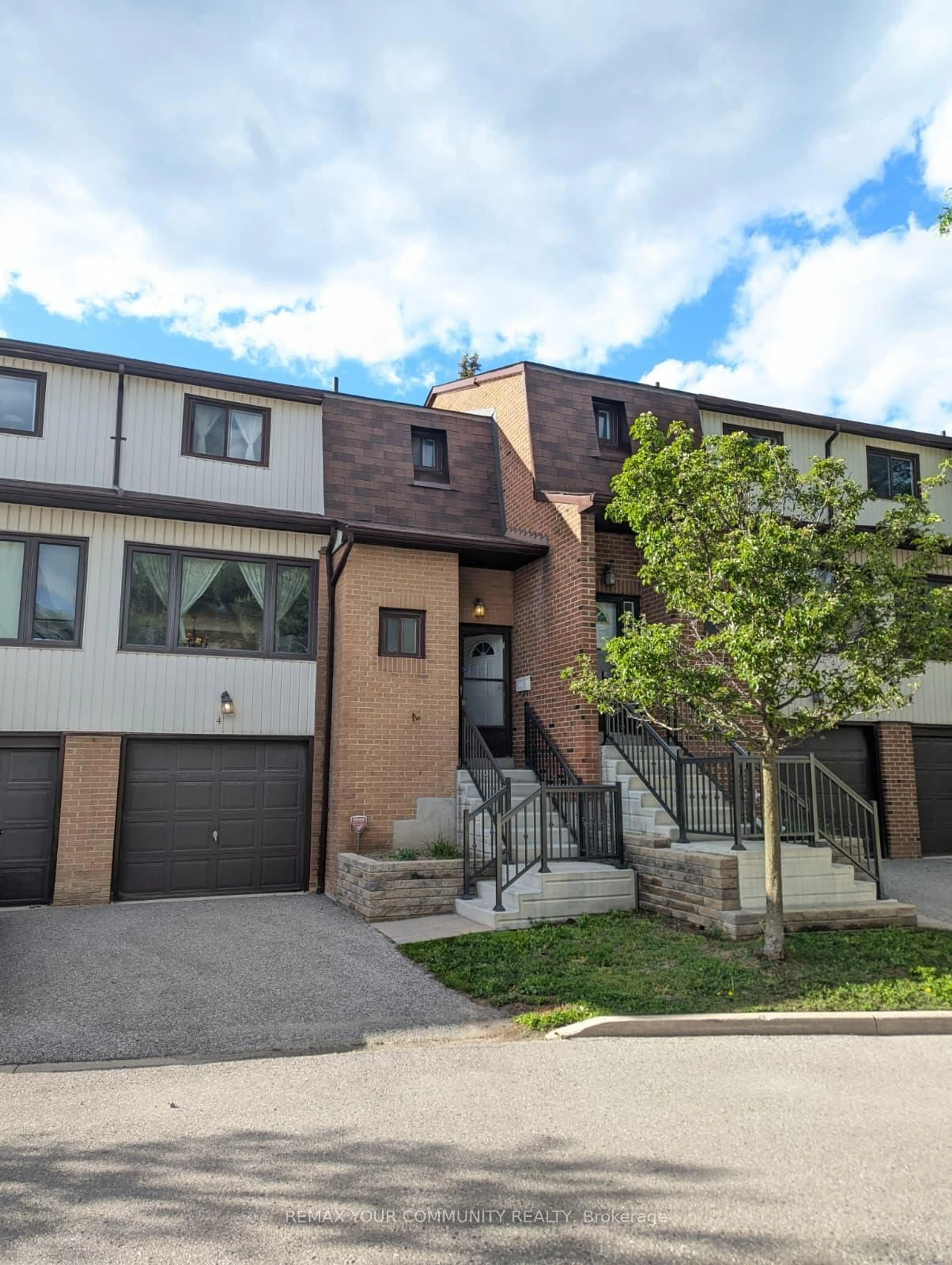 Home with brick exterior material, street for 765 Oklahoma Dr #4, Pickering Ontario L1W 3C9