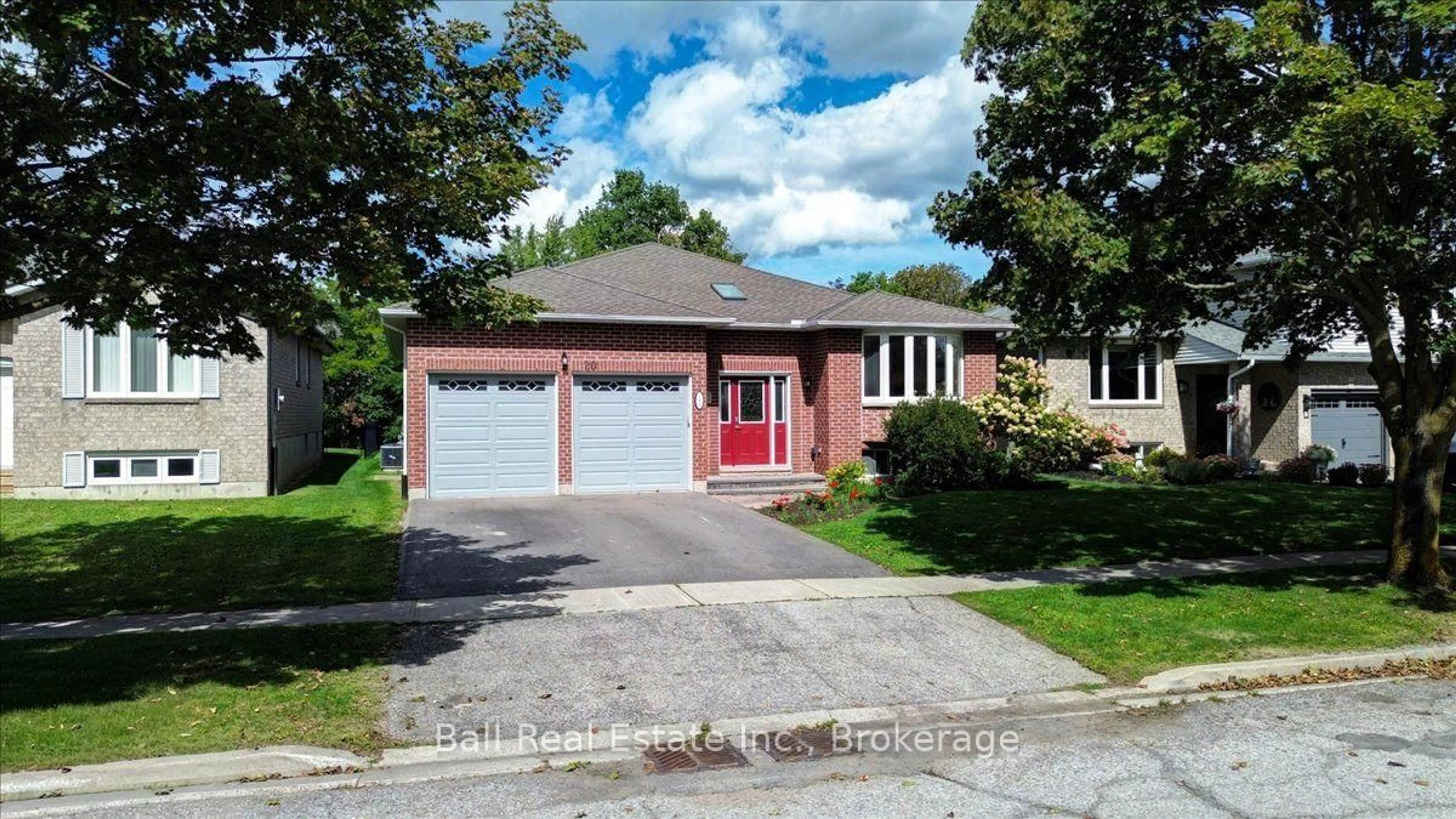 Home with brick exterior material, street for 20 Lakeview Dr, Scugog Ontario L9L 1G9