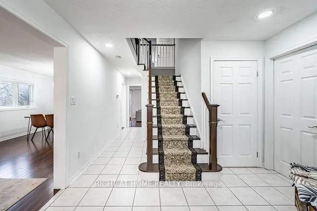 2 Catherwood Lane, Clarington 5