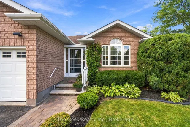 1633 Erindale Cres, Oshawa 3