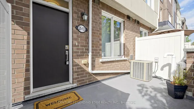 25 Heron Park Pl #13, Toronto 3