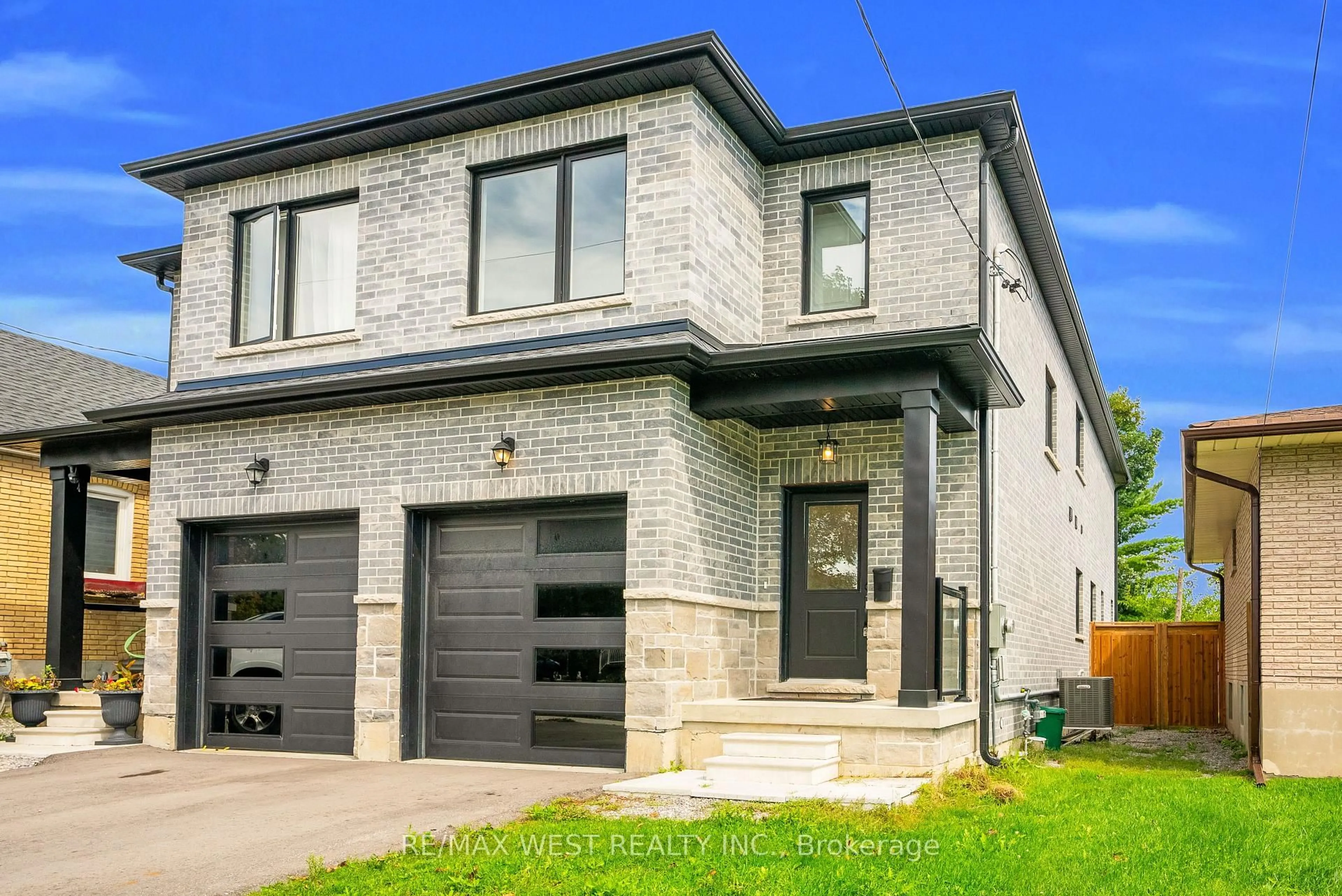 Home with brick exterior material, street for 131 Guelph St, Oshawa Ontario L1H 6H8