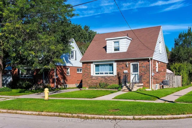 32 Stamford Sq, Toronto 2