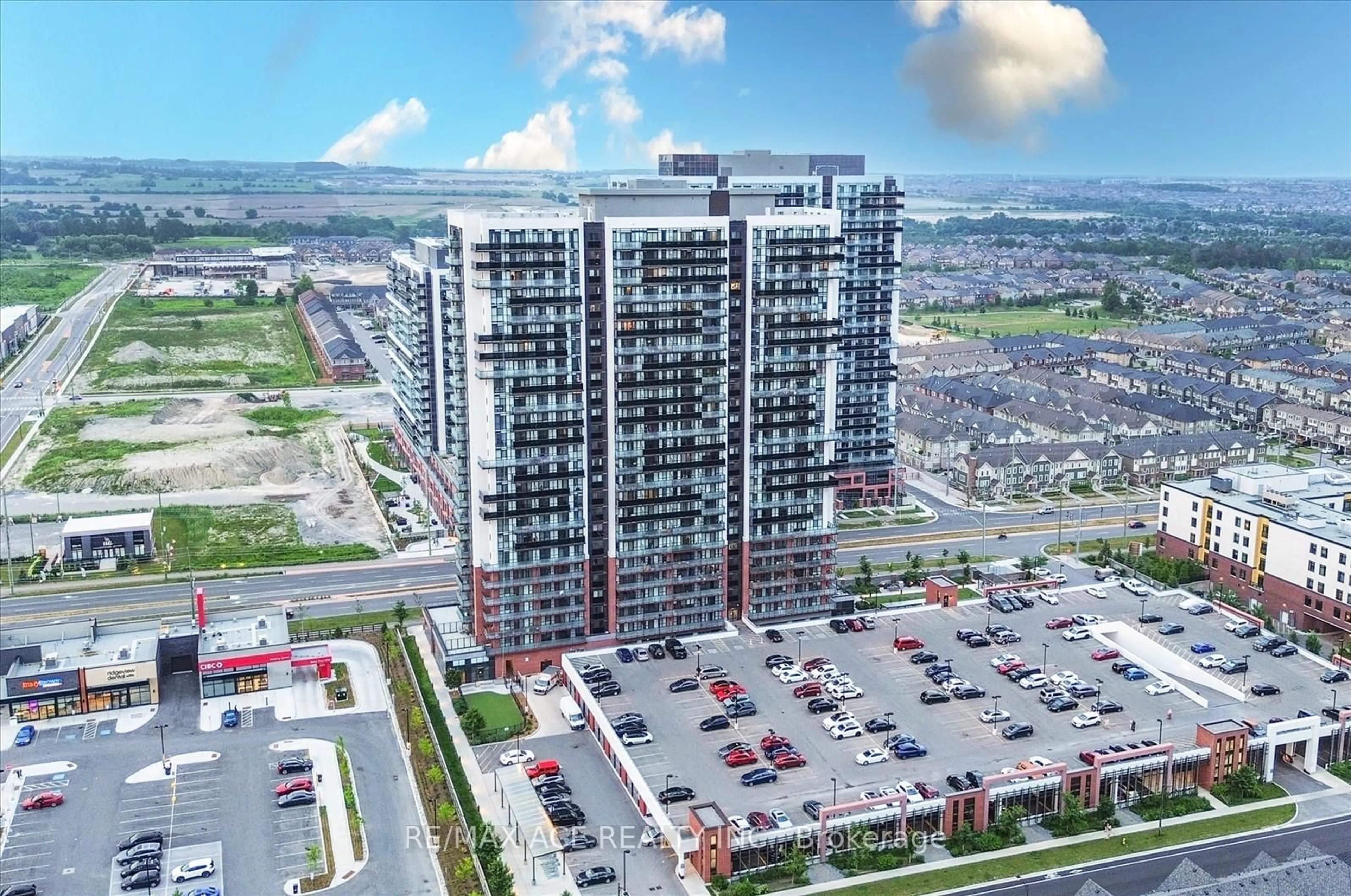 A pic from outside/outdoor area/front of a property/back of a property/a pic from drone, unknown for 2550 Simcoe St #809, Oshawa Ontario L1L 0R5