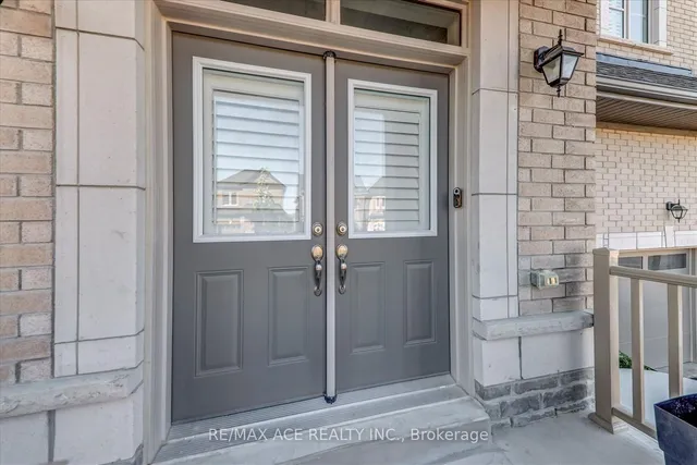 1152 Skyridge Blvd, Pickering 4