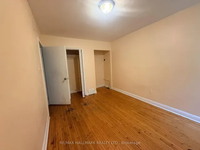 14 Lombardy Cres, Toronto 3