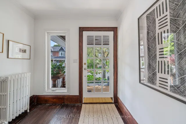 46 Orchard Park Blvd, Toronto 5