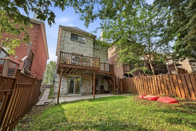 1143 Windgrove Sq, Pickering 4