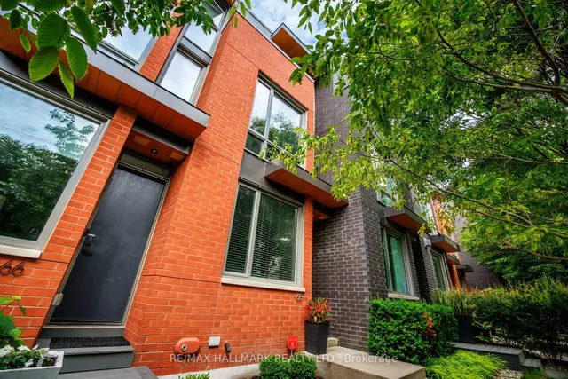68 Boulton Ave, Toronto 5