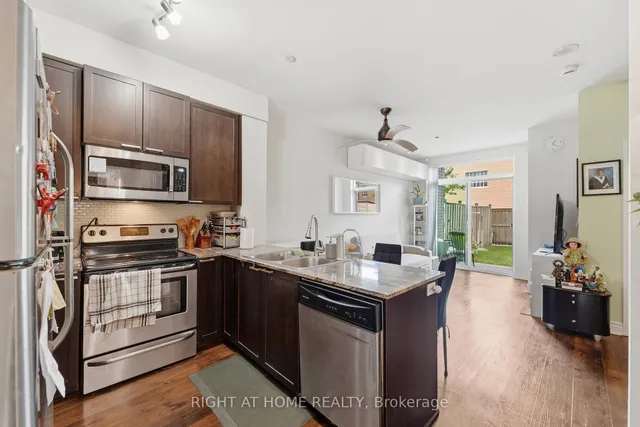 1328 Birchmount Rd #104, Toronto 5