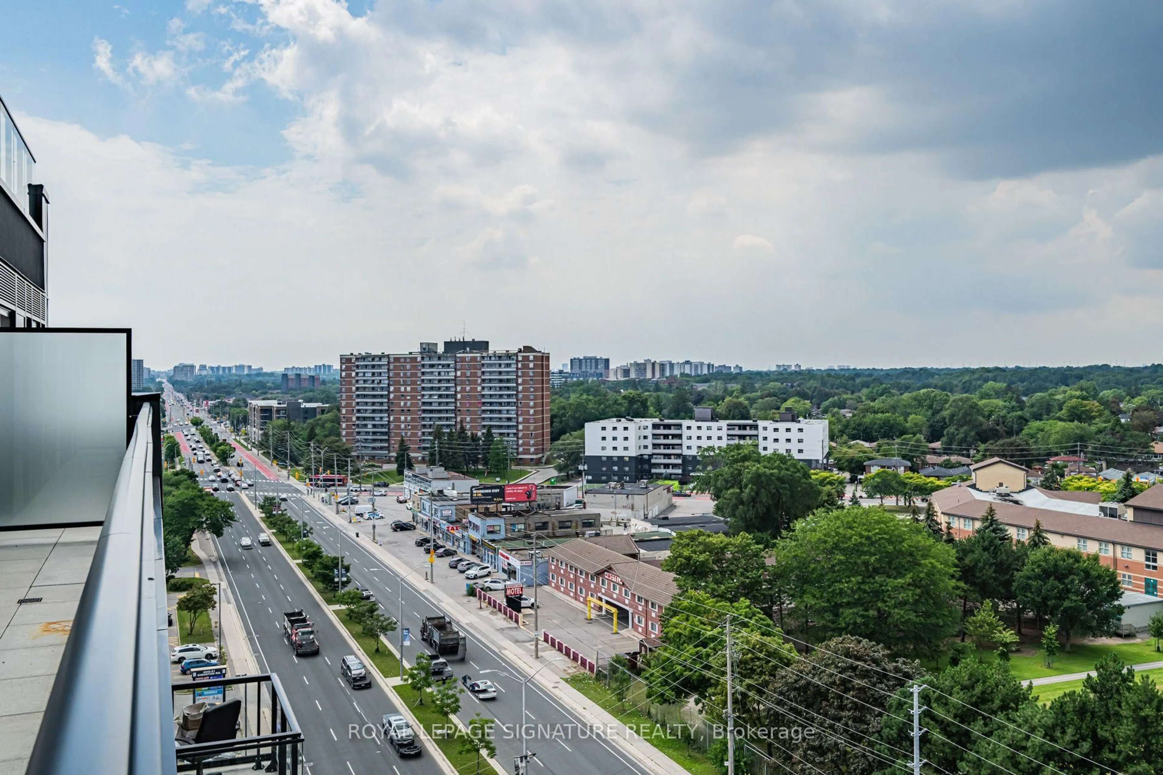 trreb/IMG-E13781428_e748454a-01f9-4bc5-8316-f597ad777e38-l.jpg
