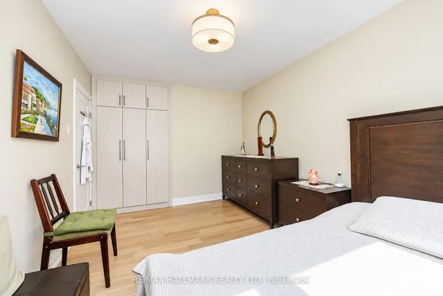31 Wishing Well Dr, Toronto 5