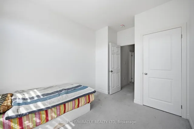 1230 Rexton Dr, Oshawa 5