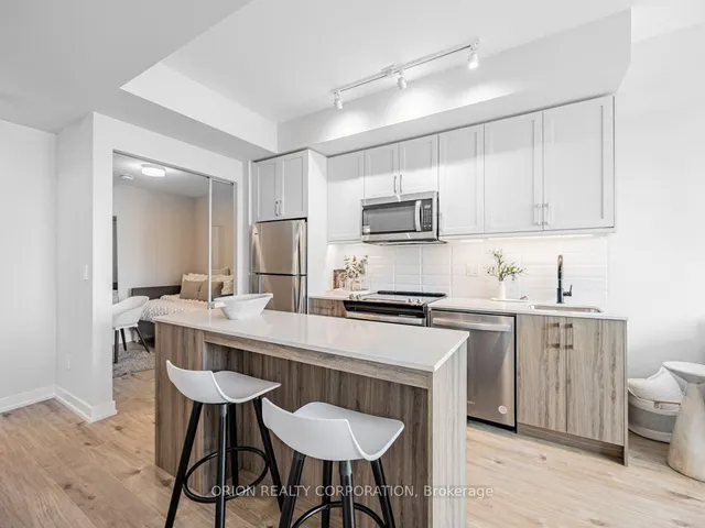 201 Brock St #210, Whitby 3
