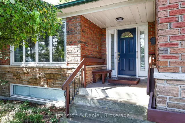 94 Watson St, Toronto 2