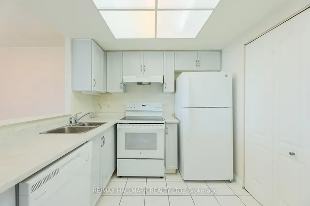 1 Greystone Walk Dr #Ph91, Toronto 5