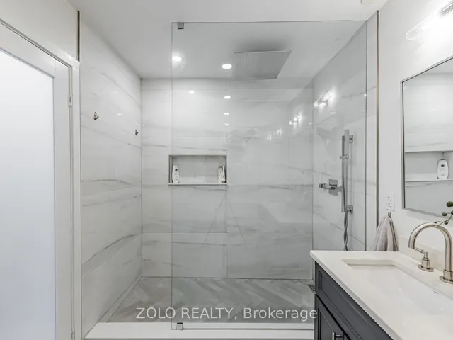 1842 Queen St #304, Toronto 5