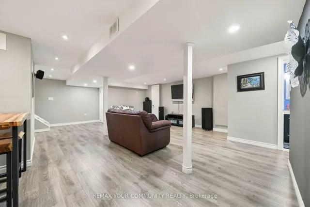 153 Reed Dr, Ajax 4