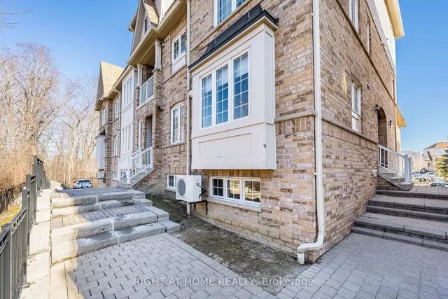 200 Mclevin Ave #40, Toronto 3