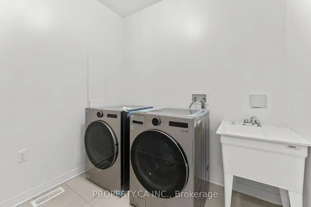2 Yacht Dr, Clarington 4