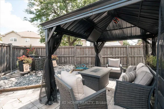 66 Rideout St, Ajax 5