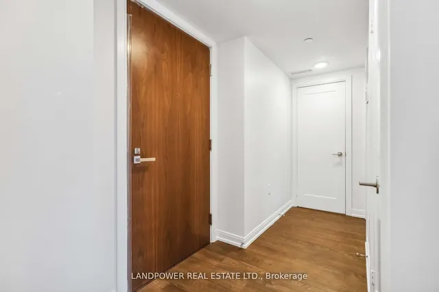 275 Village Green Sq #2517, Toronto 3