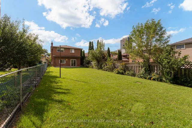 50 Chillery Ave, Toronto 2