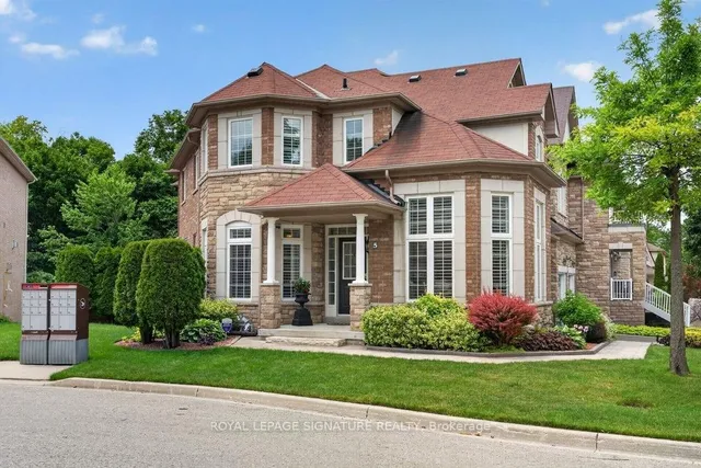 5 Broderick Pl, Toronto 3