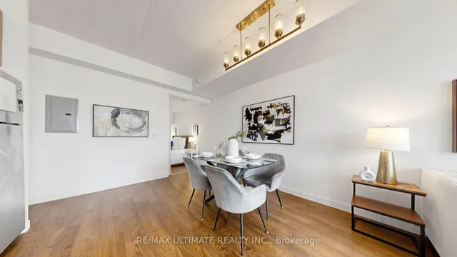 2055 Danforth Ave #404, Toronto 5