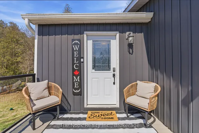 7704 Leskard Rd, Clarington 5