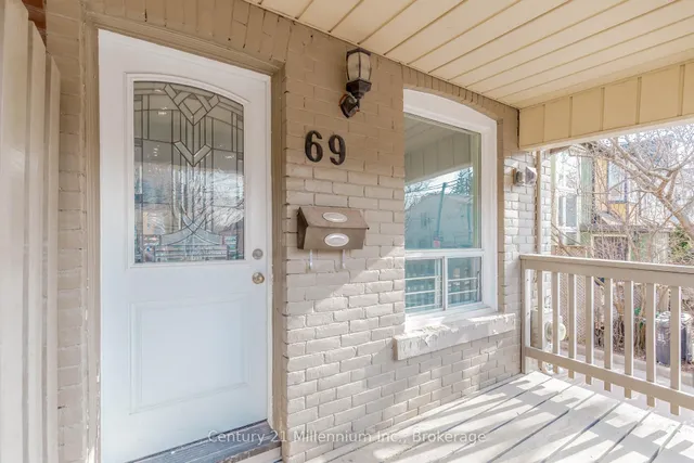 69 Laing St, Toronto 3