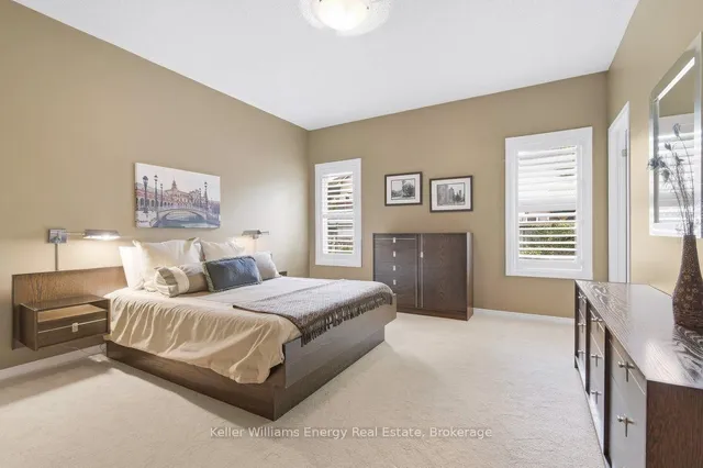 1515 Greenvalley Tr, Oshawa 5