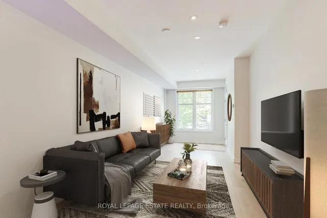 140 Broadview Ave #32, Toronto 4