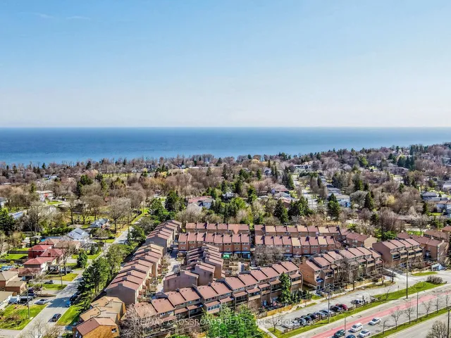 50 Scarborough Golf Club Rd #189, Toronto 4
