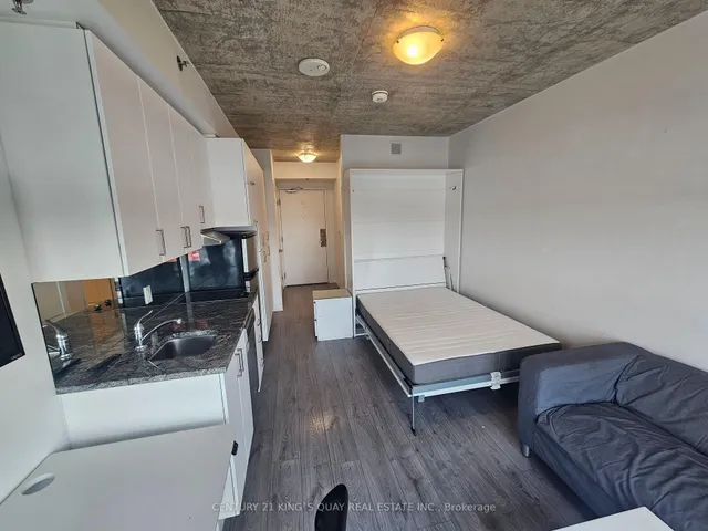 1900 Simcoe St #523, Oshawa 2