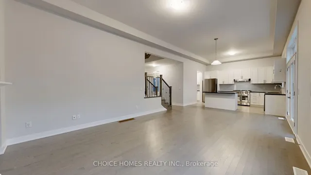 1042 Thompson Dr, Oshawa 5