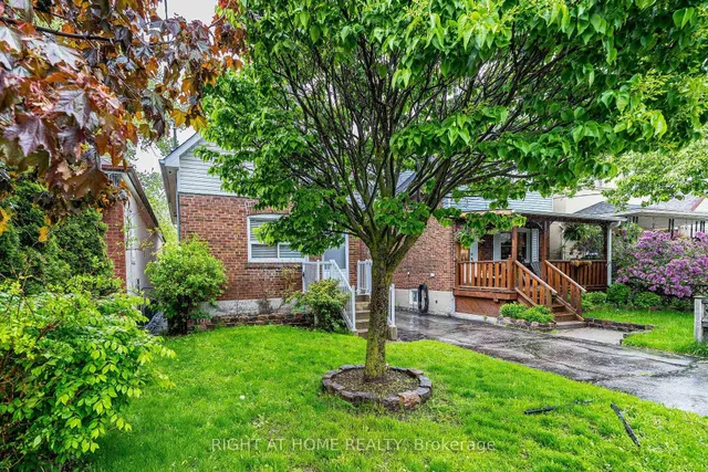 8 Savoy Ave, Toronto 3