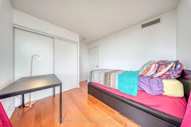 2627 McCowan Rd #1206, Toronto 2
