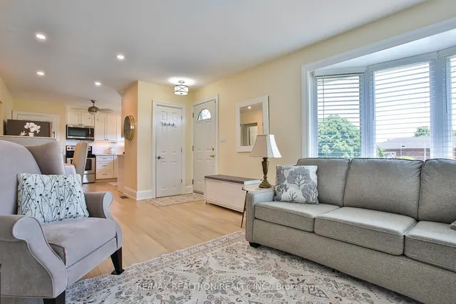 744 Shelley Ave, Oshawa 5