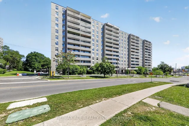 2 Glamorgan Ave #803, Toronto 5