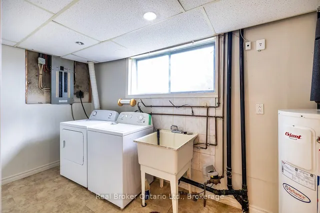 32 Strike Ave, Clarington 5