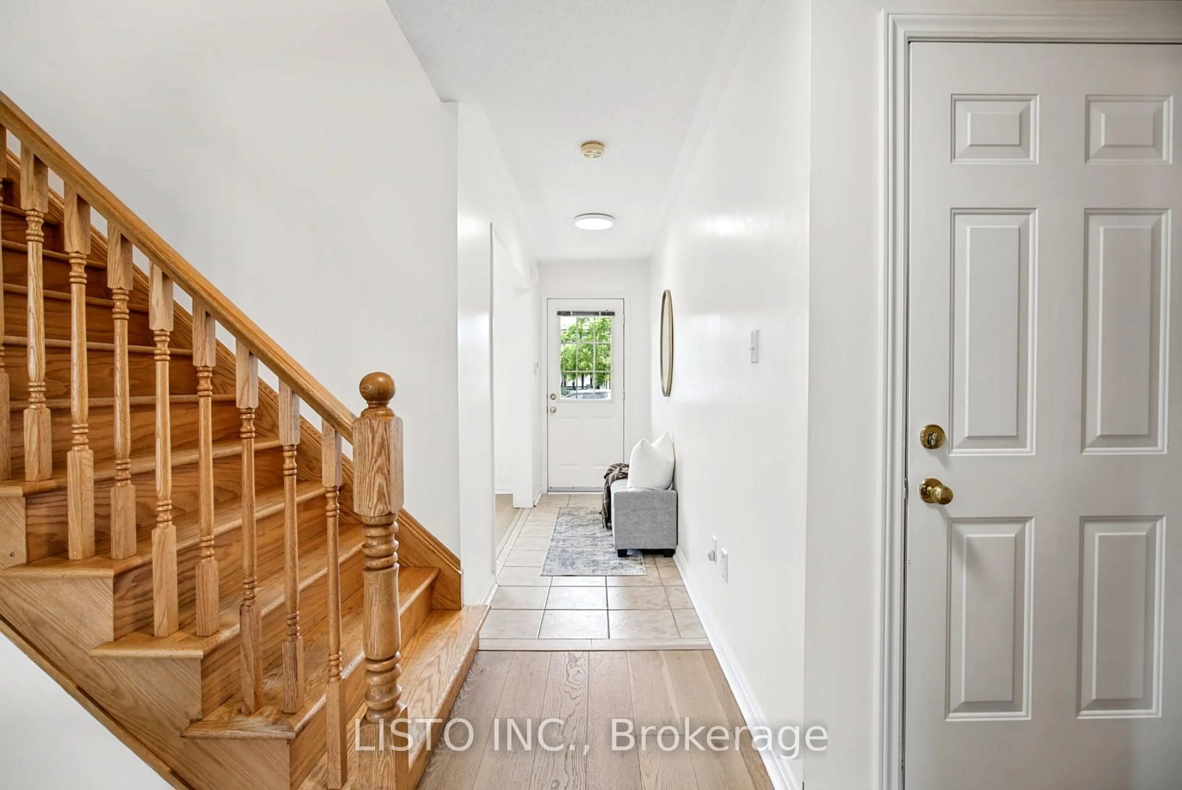 trreb/IMG-E13802688_8ae6dc3a-cffa-4bed-b366-c7651edbebdf-l.jpg