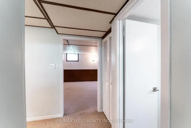 203 Lupin Dr, Whitby 5