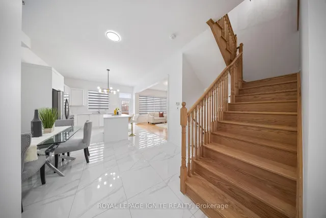 82 Closson Dr, Whitby 4