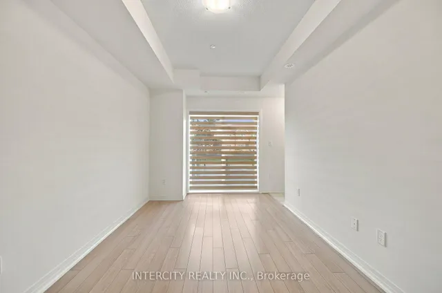 235 Mclevin Ave #4, Toronto 5