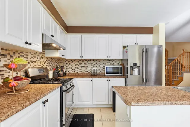 14 Draycott Ave, Ajax 5