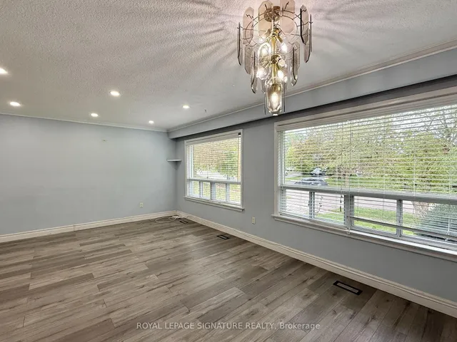 4 Wantanopa Cres, Toronto 5