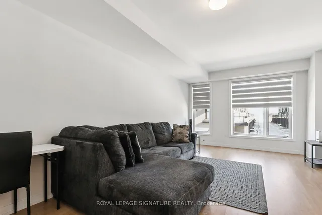 65 Akil Thomas Gdns, Toronto 5