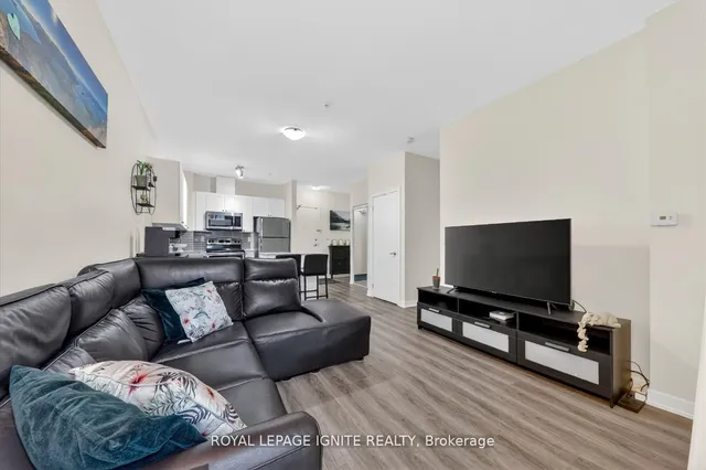 3560 St. Clair Ave #109, Toronto 4